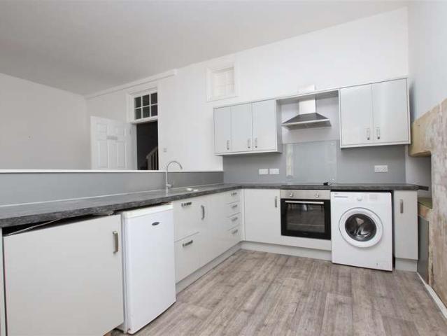 2 Bedroom Flat
