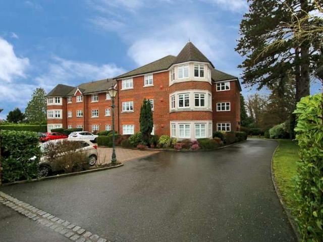2 Bedroom Flat