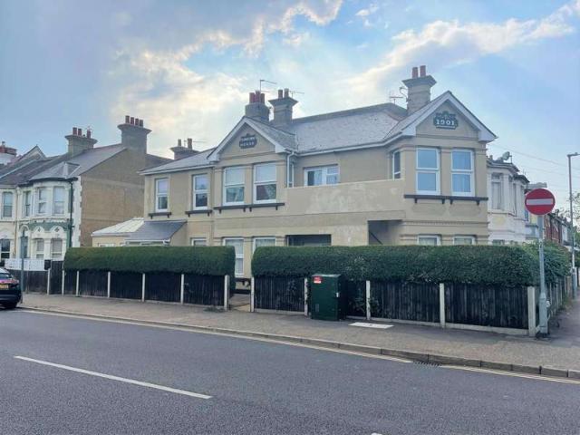 2 Bedroom Flat