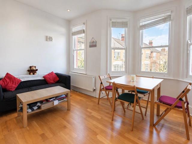2 Bedroom Flat