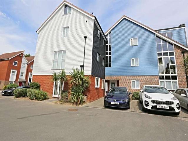 2 Bedroom Flat