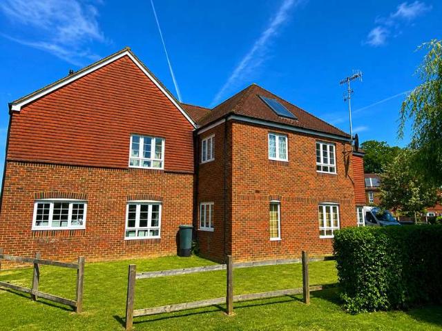 2 Bedroom Flat