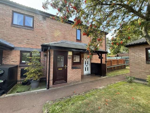 2 Bedroom Flat