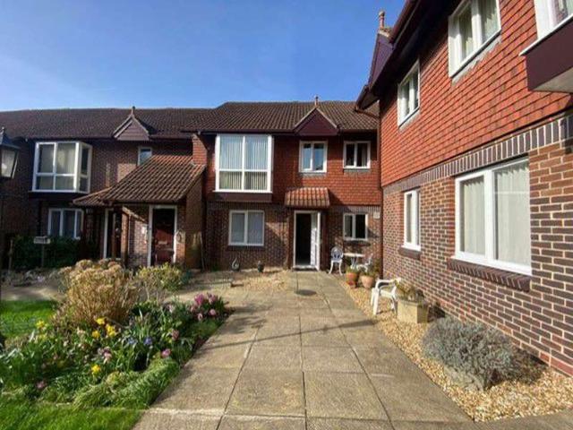 2 Bedroom Flat