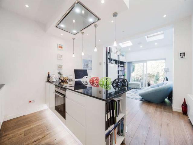 2 Bedroom Flat