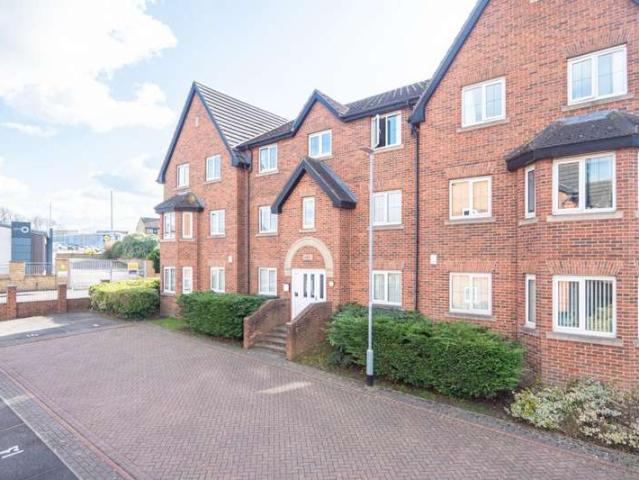 2 Bedroom Flat
