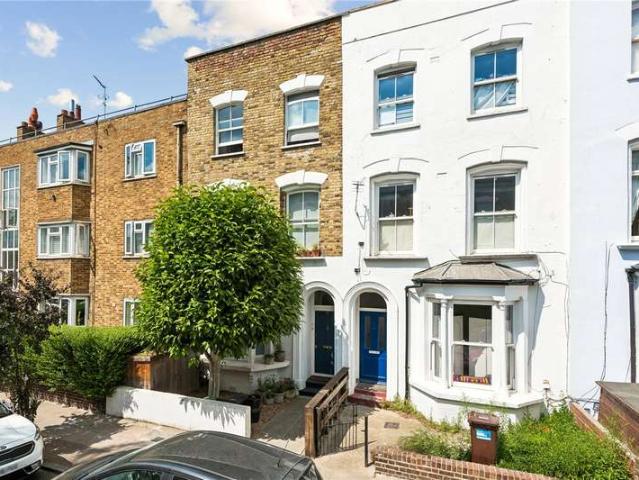 2 Bedroom Flat