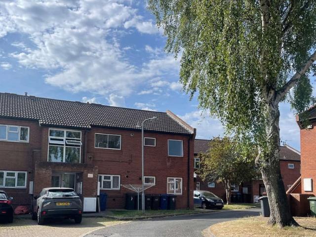 2 Bedroom Flat
