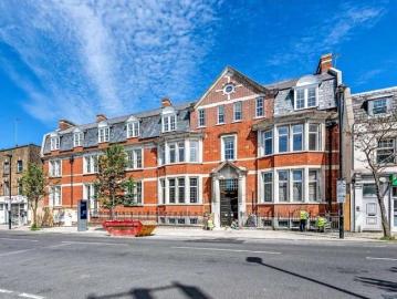 2 Bedroom Flat
