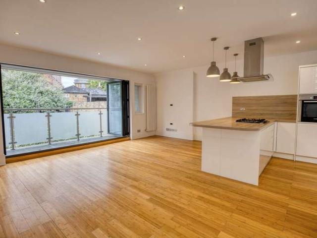 2 Bedroom Flat