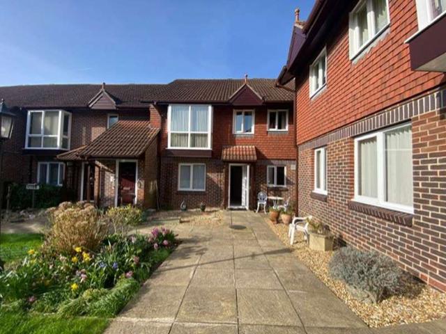 2 Bedroom Flat