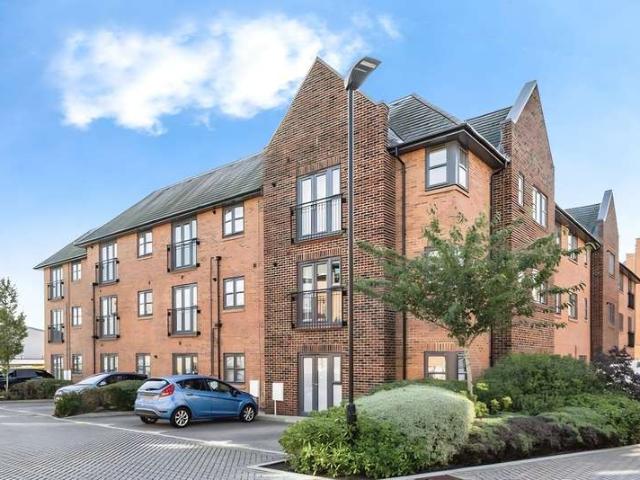 2 Bedroom Flat