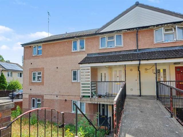 2 Bedroom Maisonette Flat