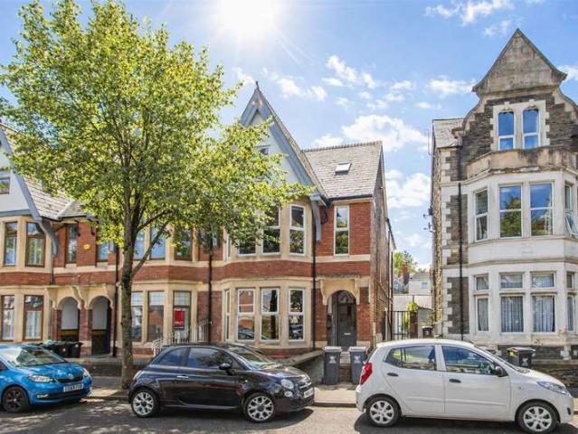 2 Bedroom Flat