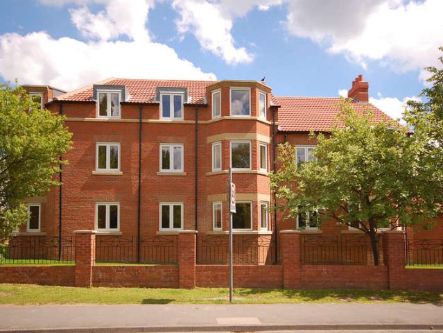 2 Bedroom Flat