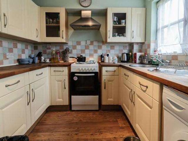 2 Bedroom Flat