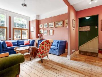 2 Bedroom Flat