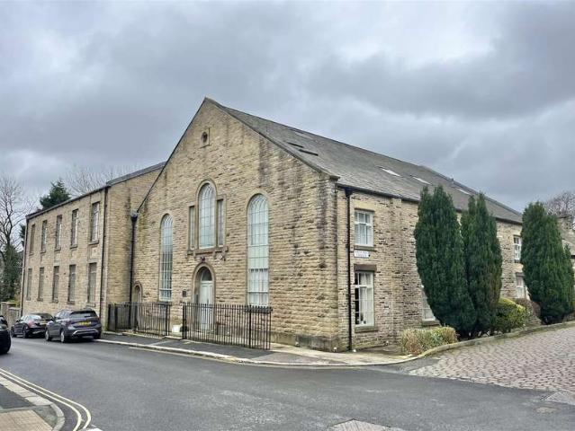 2 Bedroom Flat