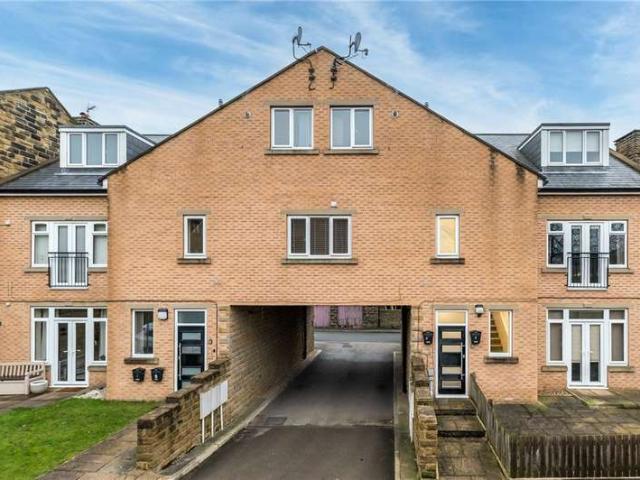 2 Bedroom Flat