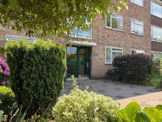 2 Bedroom Flat