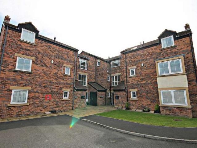 2 Bedroom Flat