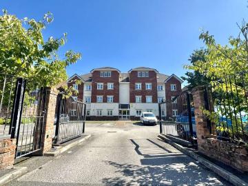 2 Bedroom Flat