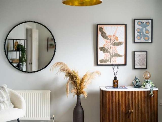 2 Bedroom Flat