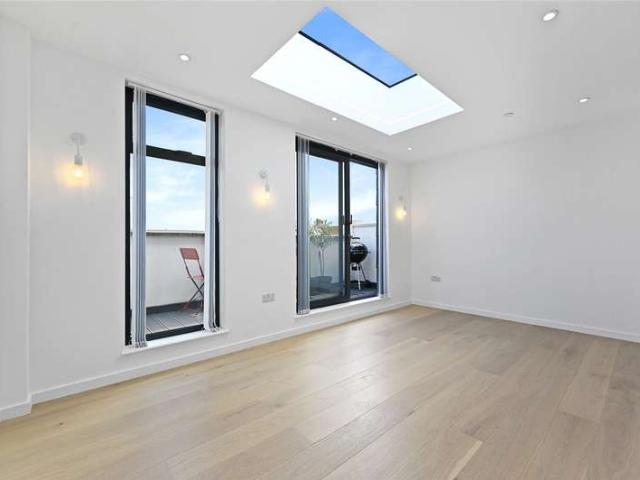 2 Bedroom Flat