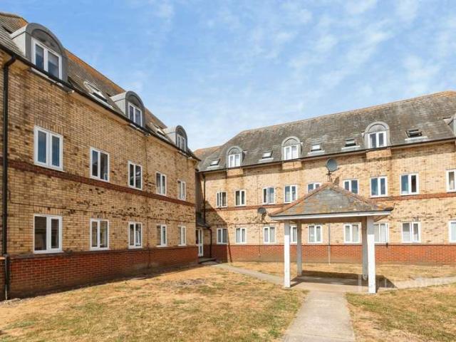 2 Bedroom Flat
