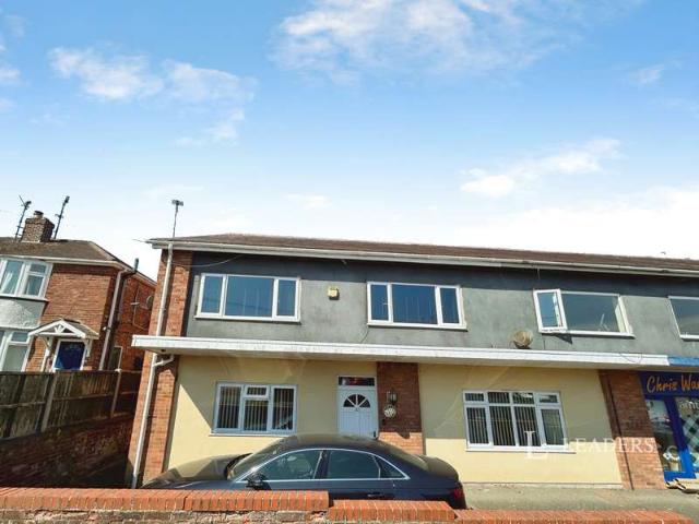 2 Bedroom Flat
