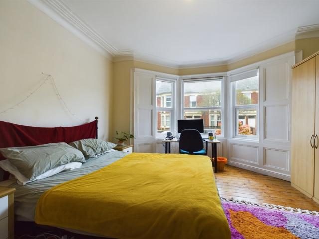 2 Bedroom Flat