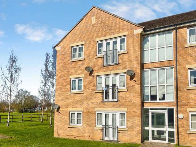 2 Bedroom Flat