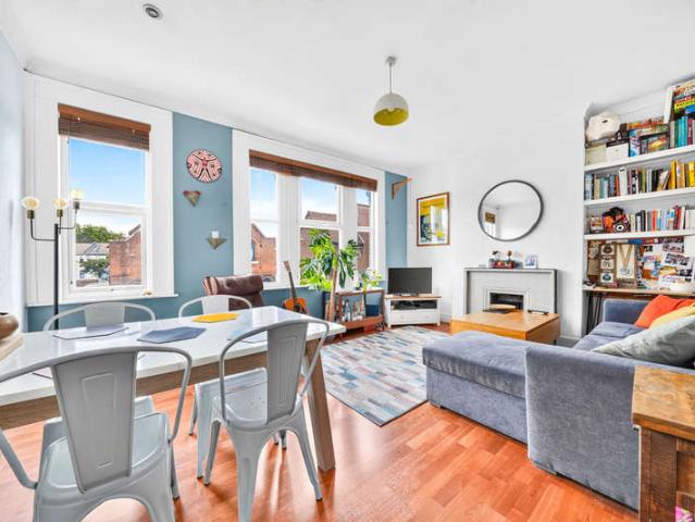 2 Bedroom Flat