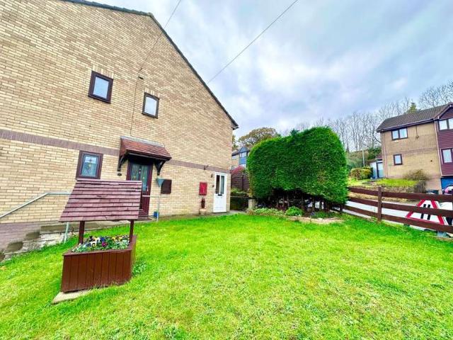 2 Bedroom Flat