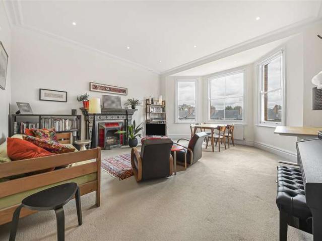 2 Bedroom Flat