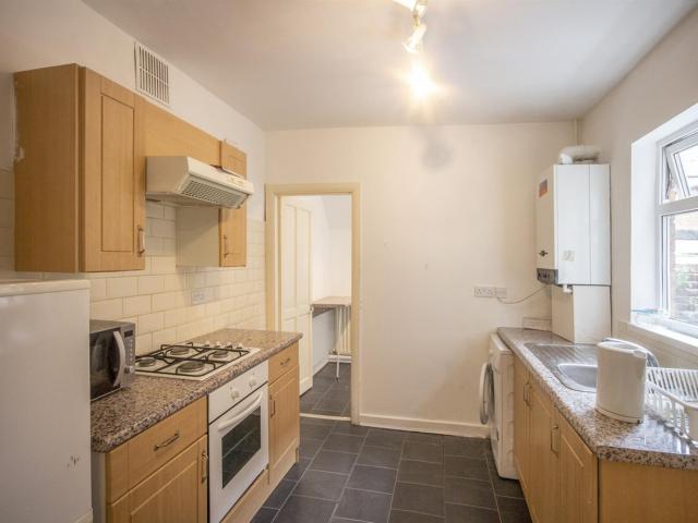 2 Bedroom Flat