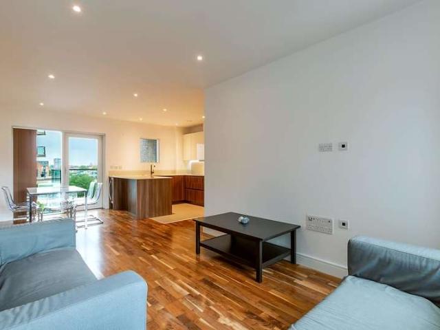2 Bedroom Flat