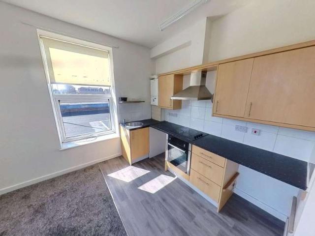 2 Bedroom Flat