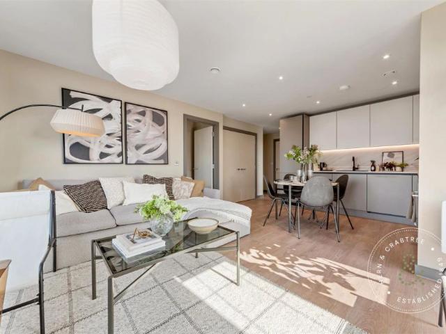 2 Bedroom Flat