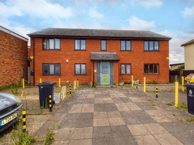 2 Bedroom Flat