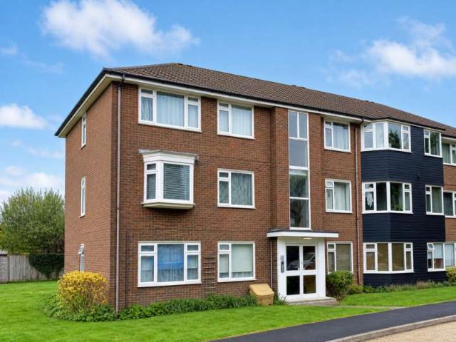 2 Bedroom Flat