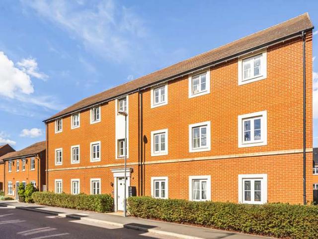2 Bedroom Flat
