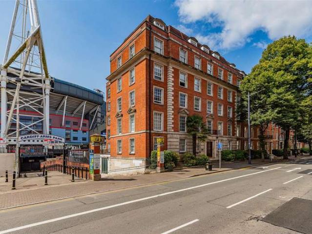 2 Bedroom Flat