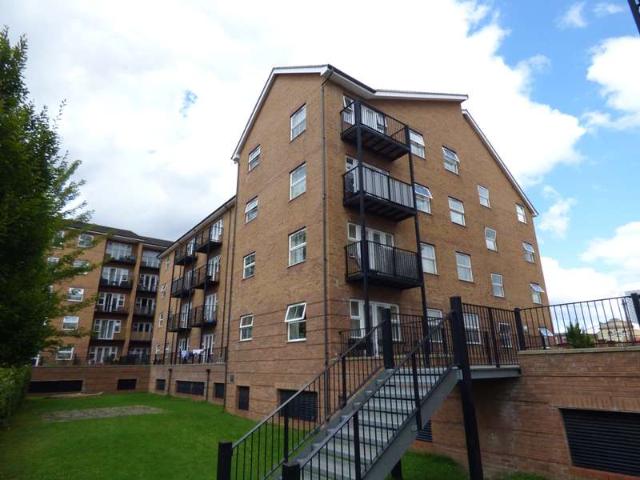 2 Bedroom Flat