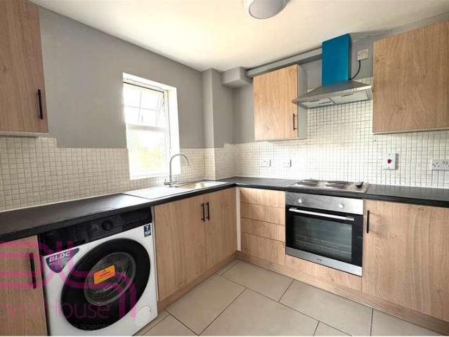 2 Bedroom Flat