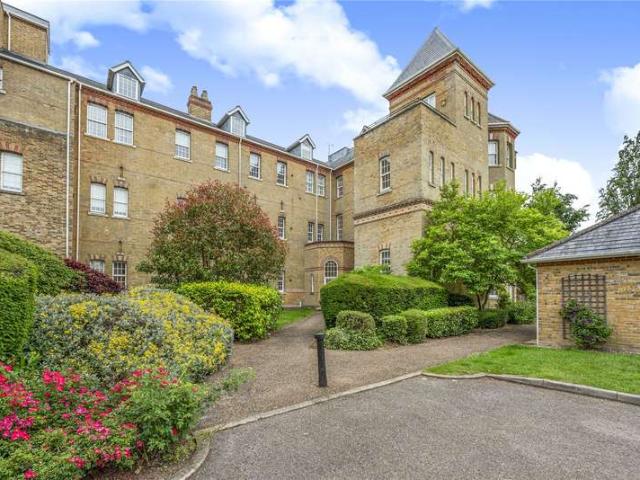 2 Bedroom Flat