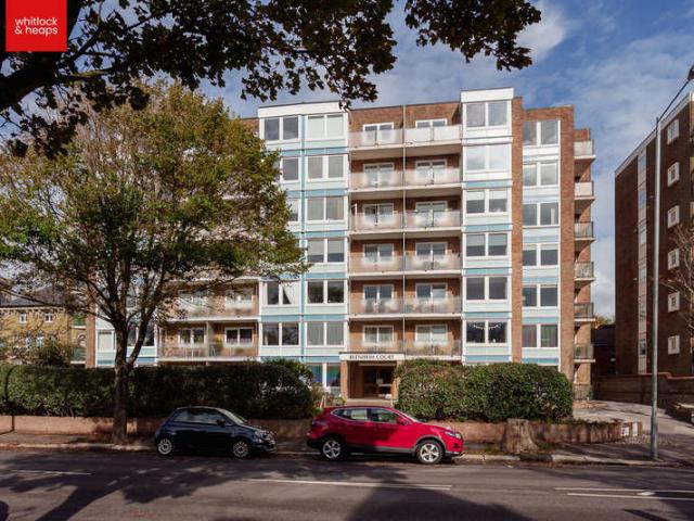 2 Bedroom Flat