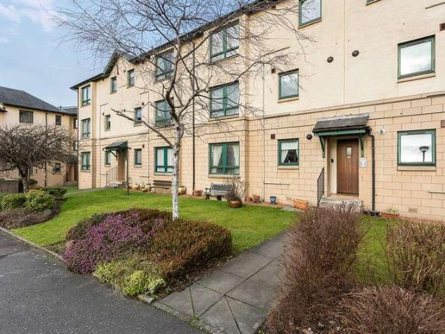 2 Bedroom Flat