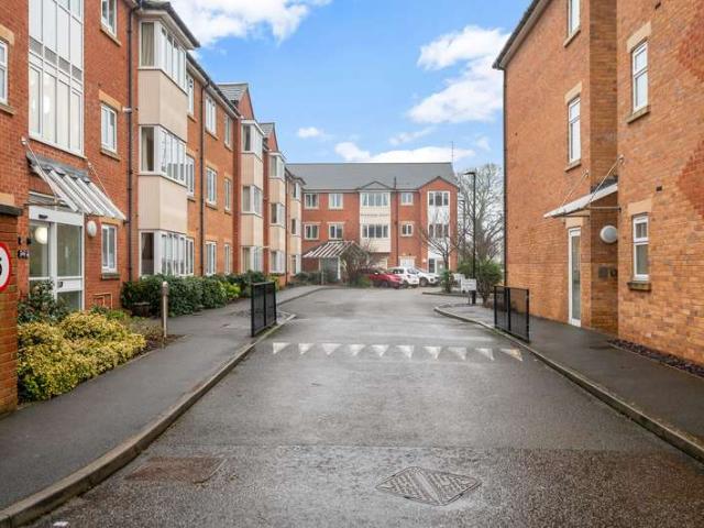 2 Bedroom Flat
