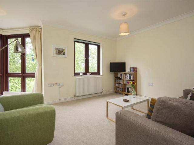 2 bedroom Flat Monro Way, E5